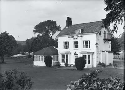 Valley House Hotel