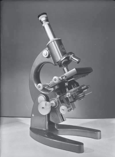 Microscope equipment