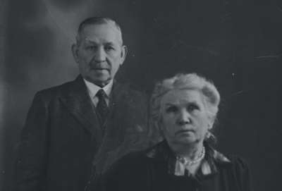 Portrait of an elderly man and woman
