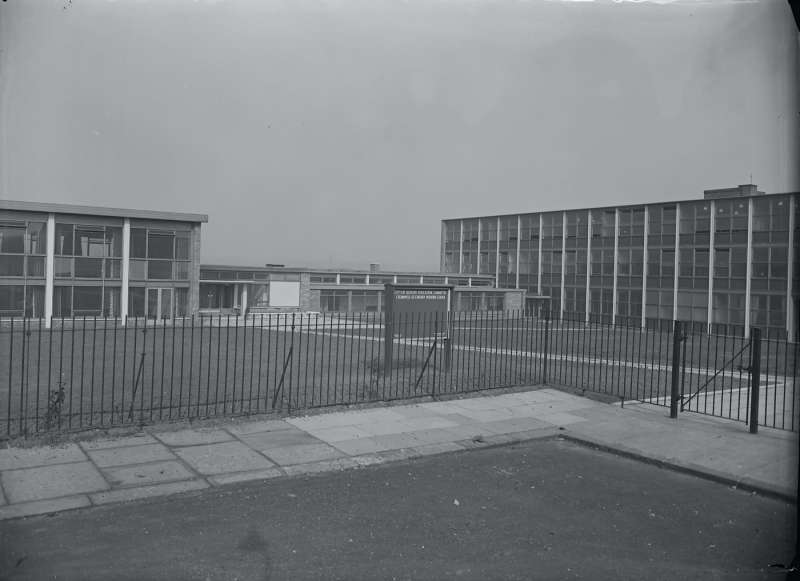 Cromwell Secondary Modern School