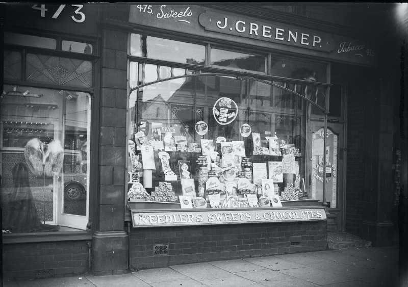 J. Greenep Tobacco and Sweets, Shop Front