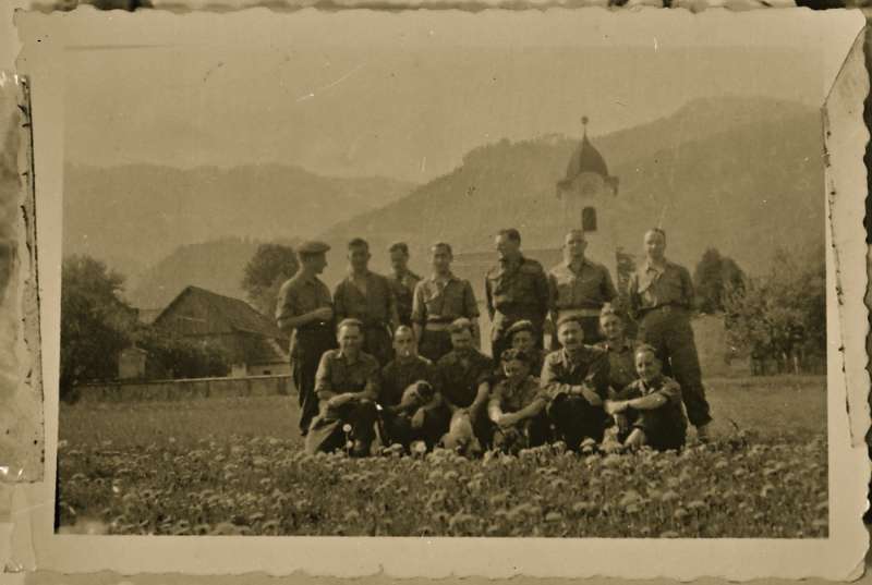 Group of soldiers