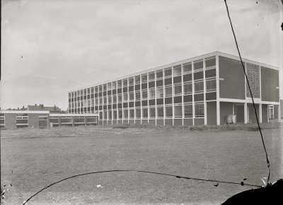 Salford Technical School,Building